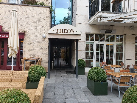 Theo's